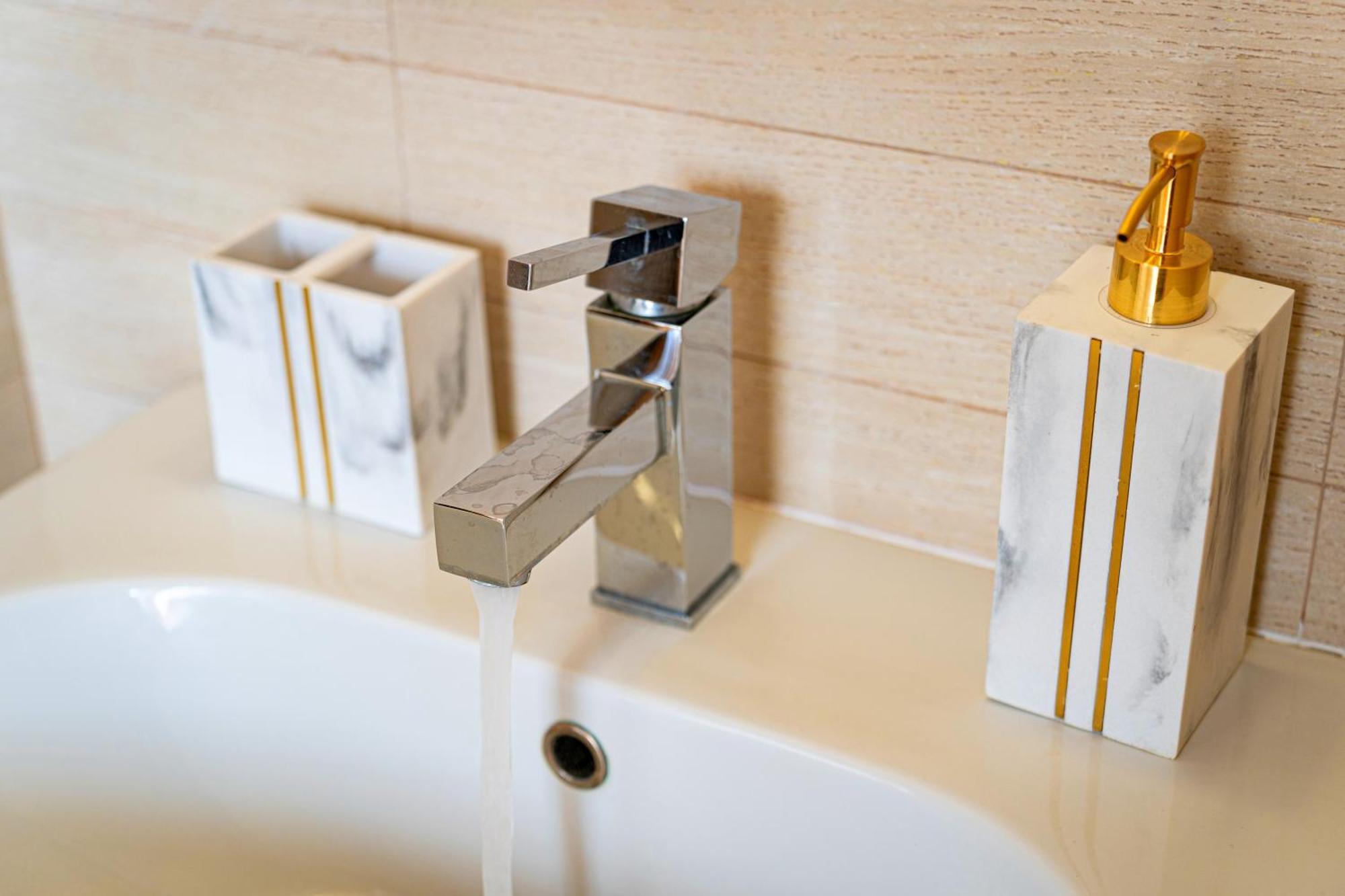 Golden River Apartment 布拉格 外观 照片